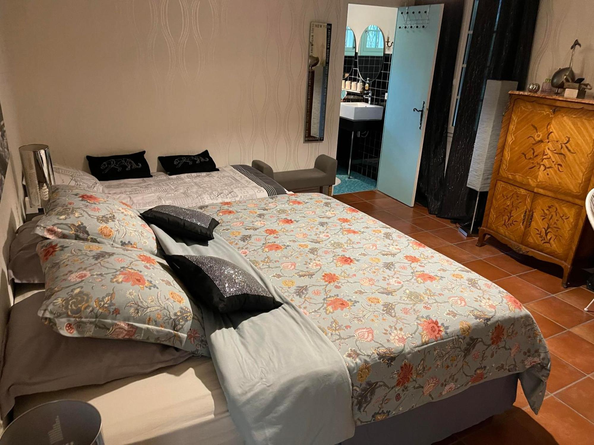 La Belle Chaumiere Bed & Breakfast Bretagne-de-Marsan Екстериор снимка